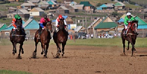 В Забайкалье открывается сезон конных скачек