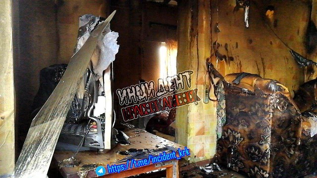 В Краснокаменске сгорел дом от удара молнии