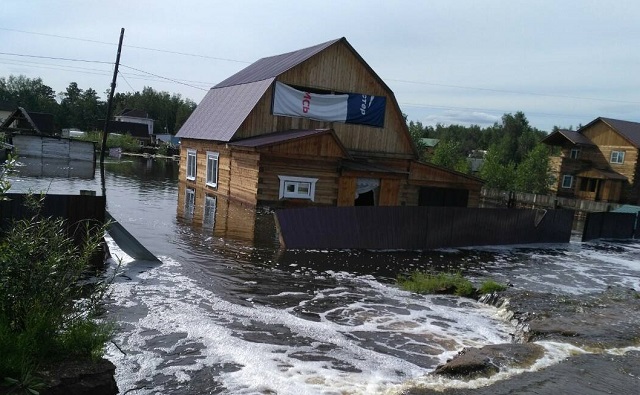 Пострадавшим от наводнения в Забайкалье направили еще более одного миллиона рублей
