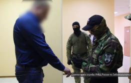 СК задержал трех сотрудников «Службы единого заказчика» Забайкалья за взятку в 3,5 миллиона рублей