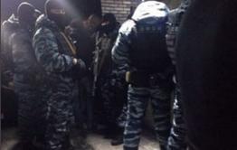 ОМОН наведался в бар на Ленина в Чите — заведение работало ночью, несмотря на режим самоизоляции 