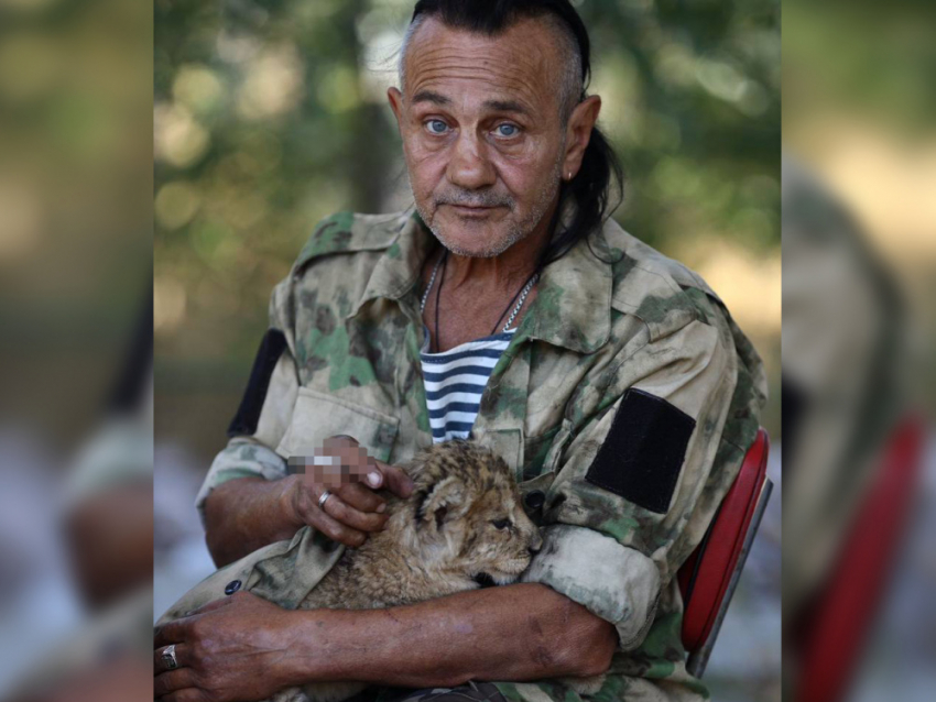 Дрессировщик из Забайкалья и львенок погибли на Донбассе
