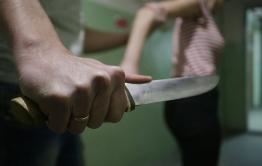 Житель Забайкалья зарезал свою сожительницу, а потом лег спать рядом с ней