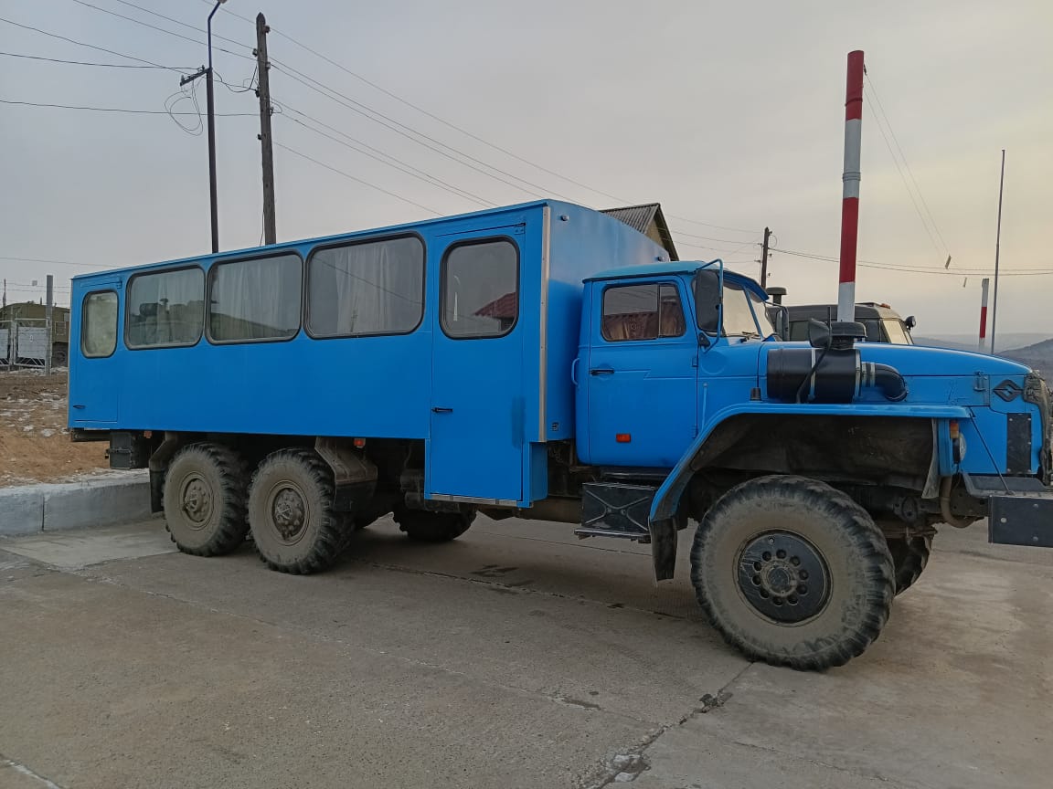 Забайкальская артель «Бальджа» отправила в зону СВО вахтовку «Урал-4320»