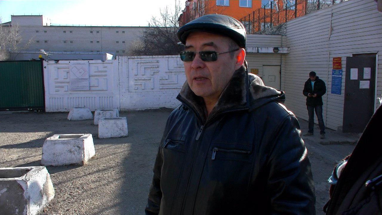 Отец Рамиля Шамсутдинова, расстрелявшего своих сослуживцев в Забайкалье, рассчитывает не на пожизненный срок для сына 