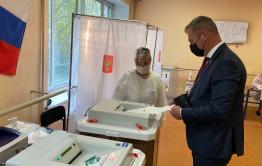 Сити-менеджер Читы Сапожников проголосовал на выборах депутатов Госдумы