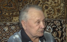 В Агинском районе 89-летний пенсионер получил статус труженика тыла