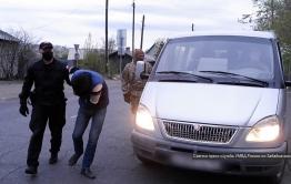 Два читинца похитили человека, избивали и издевались над ним более 10 дней 