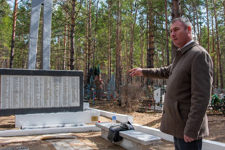 Братские могилы реставрируют в Чите под личным контролем Сапожникова