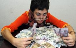 Работница банка в Могоче присвоила около 2 миллионов рублей