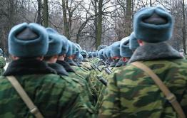 В Минобороны осудили планы Минфина сократить 100 тыс. должностей в Российской армии