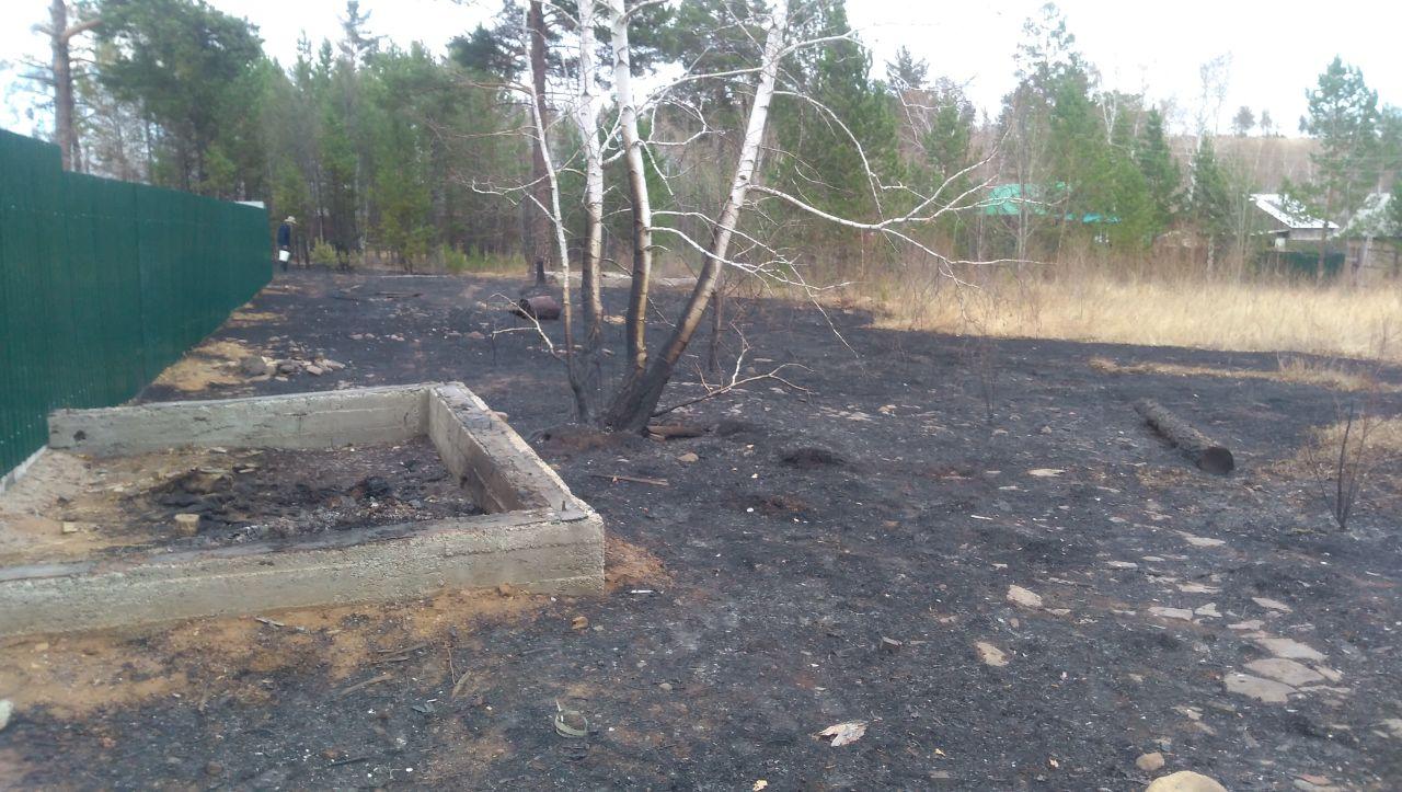Пожар в иркутской Вихоревке уничтожил около 300 дач
