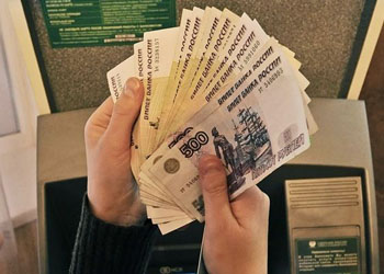 Забайкалец украл со счета сироты 725 тыс. рублей