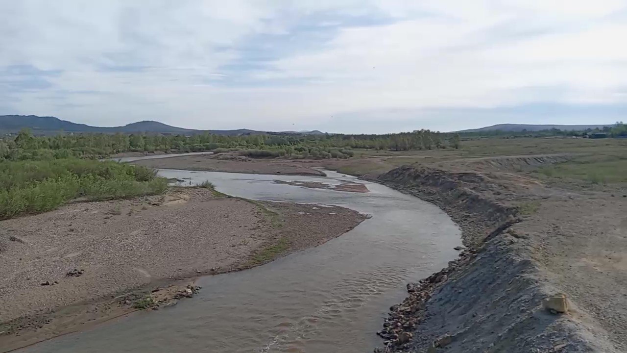 Золотоносная Унда и Ленин с черной бородой 