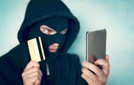 Мошенники сняли со счета забайкальца более полумиллиона рублей и оформили на него кредит 300 тысяч