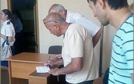 ​Подельник авторитета Патрона стрелял в узбека в читинском кафе. Стрелявший задержан