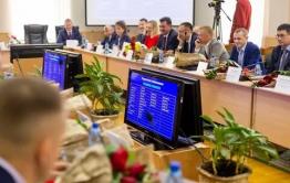 ​Депутаты читинской думы закрыли заседания комитетов от СМИ. Журналисты готовят жалобы