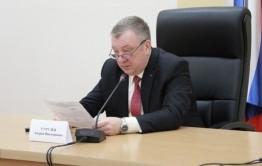 Зампред правительства края Гурулев отвечает на вопросы о самоизоляции в прямом эфире