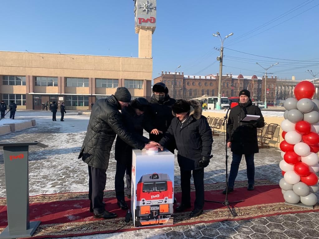 Осипов и Антонец запустили новые часы на башне вокзала в Чите