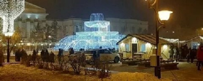​Фонтан и каток открыли на площади Ленина в Чите