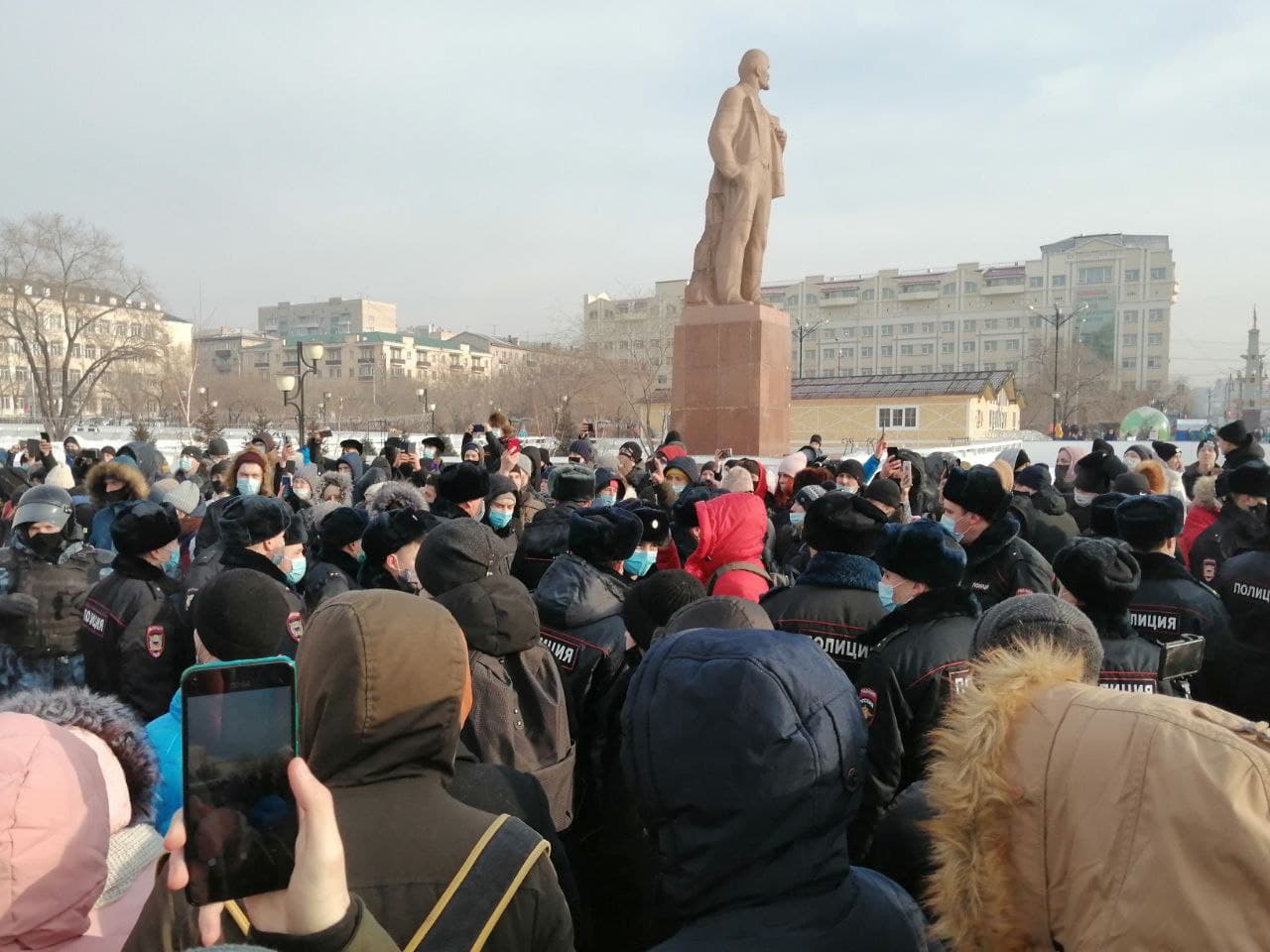 В Чите начался митинг в поддержку Алексея Навального