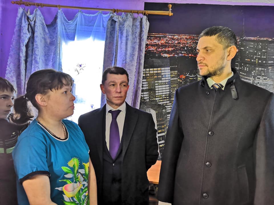 ​Женщина, из-за которой расплакался Осипов, получила квартиру в Чите