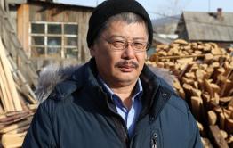 Учитель ОБЖ в Чите спас из горящей квартиры двух человек 