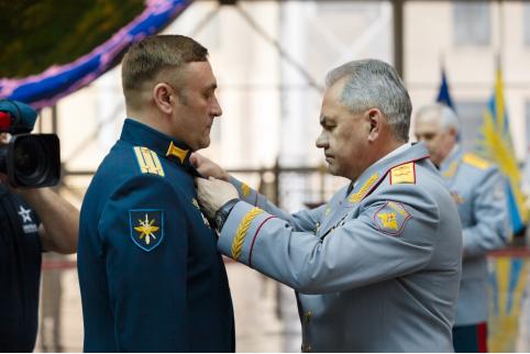 Прикрыл своим самолетом товарища — летчику авиационного полка, дислоцированного в Забайкалье, присвоили звание Героя России 