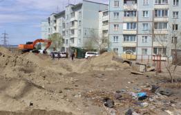 В Чите бомжи украли металлическое ограждение и продали его 