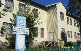 Будущих фельдшеров без еды и воды оставили