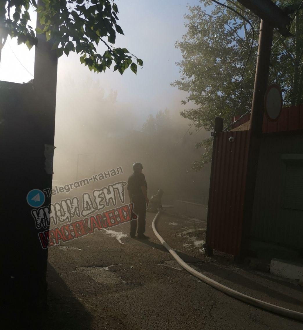 В Краснокаменске загорелось здание ИВС 
