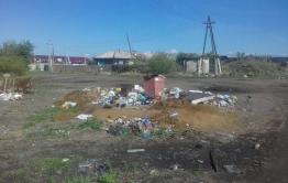 Читинец пожаловался на заваленную мусором улицу Олекминскую