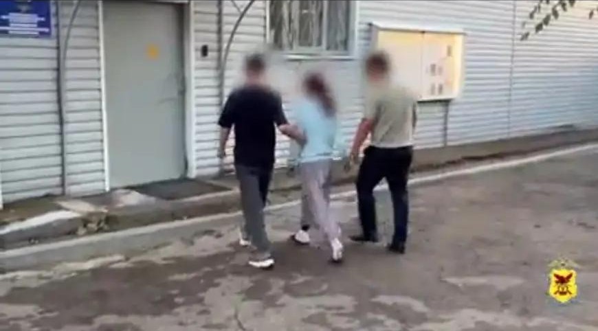 Гадалка-гастролерша похитила у пенсионеров деньги и украшения в Забайкалье