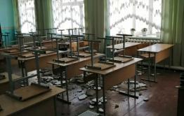 Потолок обрушился в кабинете 29-й школы в Чите во время консультации, проводится проверка
