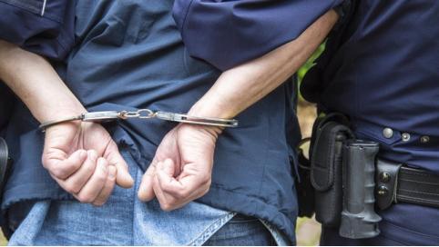 19-летнего парня задержали в Чите с крупной партией наркотиков