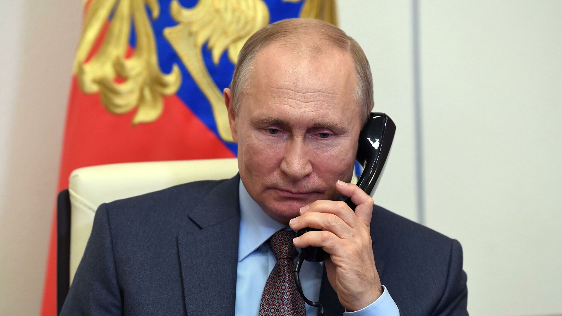 Путин согласился ввести в России нерабочие дни с 30 октября  