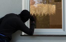 После ссоры с мужчиной у забайкалки пропала мебель