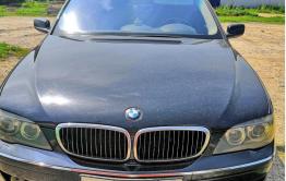 ​Легендарный BMW, в которой узбеков-педофилов вывезли на расстрел, продается для оплаты адвоката