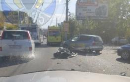 В Чите в аварии пострадали мотоциклист и его пассажирка