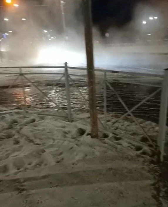 Улицы Краснокаменска затопило водой 