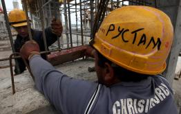 В России зарплаты разнорабочих выросли из-за дефицита мигрантов