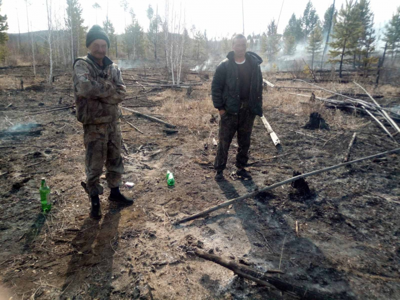 ​Приятели из Курорта Дарасун решили пожарить шашлыки и устроили лесной пожар 