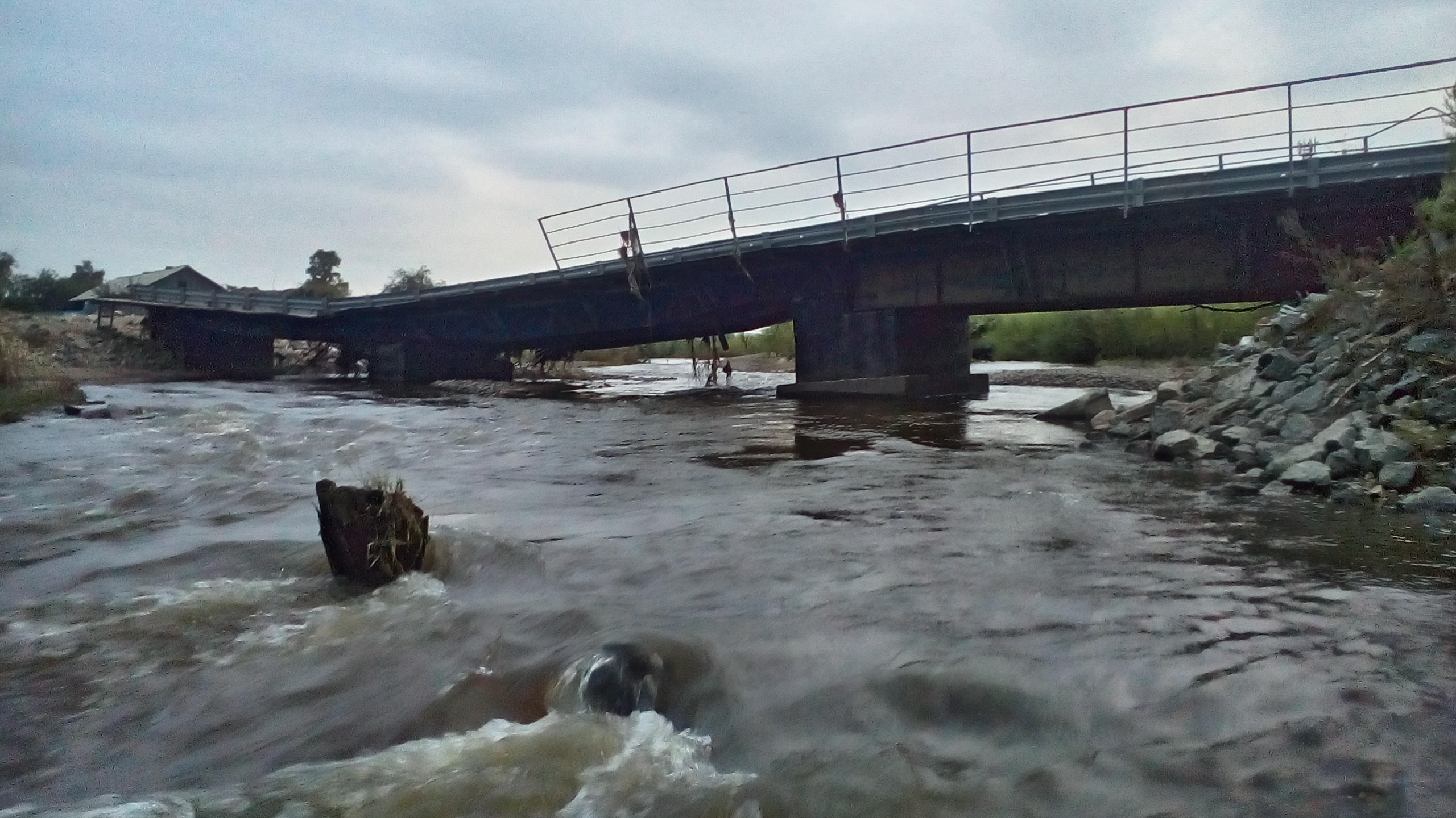 ​Жителей Могочинского района призвали готовиться к эвакуации из-за подъема рек