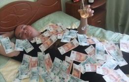 Прокуратура: Глава поселения «Аксеново-Зиловское» незаконно начислял премии