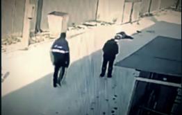 Трагедия: мусоровоз проехал по дворнику в Шерловой Горе (Видео 18+)