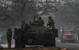 Потери России, наказание за фейки, значение букв на военной технике — главное о ситуации на Украине 