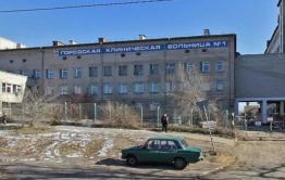 Лифт с людьми упал в первой городской больнице в Чите