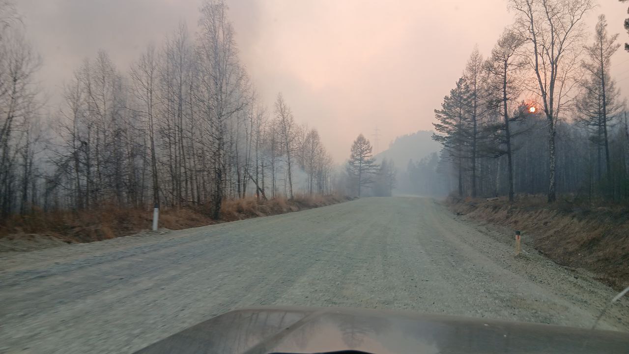 Объятое дымом Забайкалье. На подъезде к Яблоново, 13 мая 2025 г.