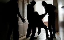 Задержан пятый подросток по подозрению в изнасиловании женщины кочергой и убийстве мужчины в Кыринском районе