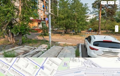 Пивнушку поставили прямо напротив детской площадки в Чите